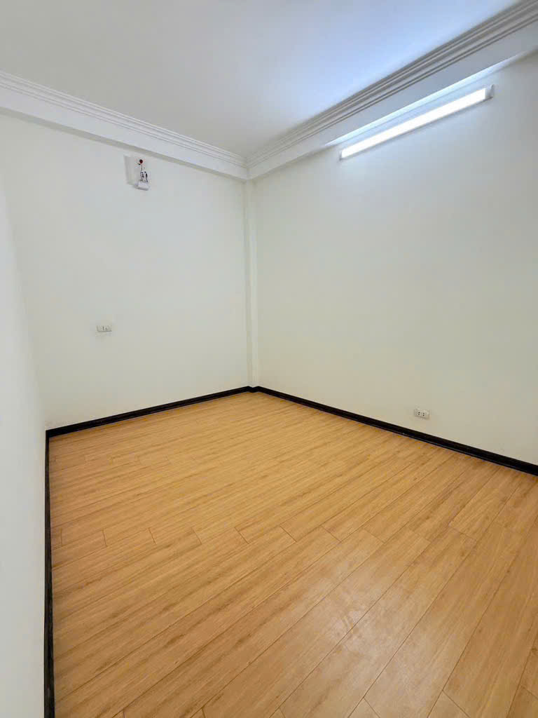 BÁN NHÀ NGỌC THỤY – LÔ GÓC – Ô TÔ VÀO NHÀ – 48,5M2 CHỈ 8,6 TỶ